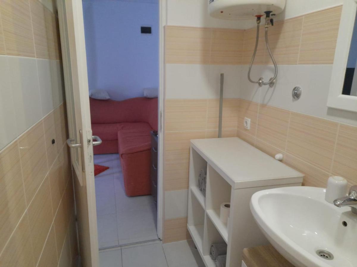 Apartmani Hermes Ядрія Екстер'єр фото