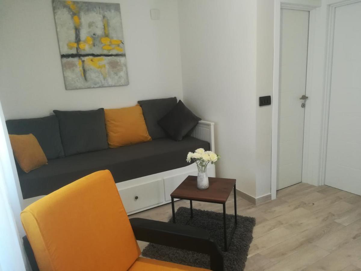 Apartmani Hermes Ядрія Екстер'єр фото