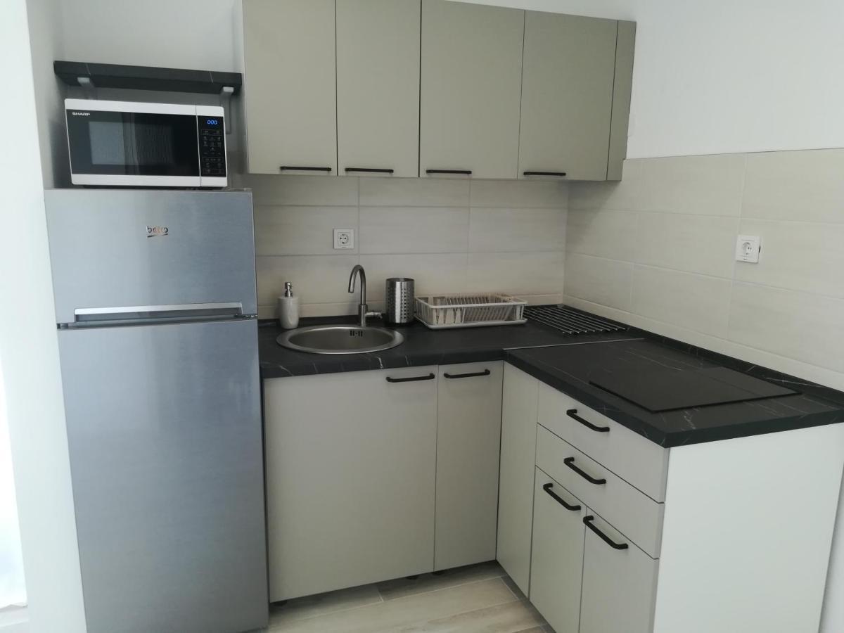 Apartmani Hermes Ядрія Екстер'єр фото