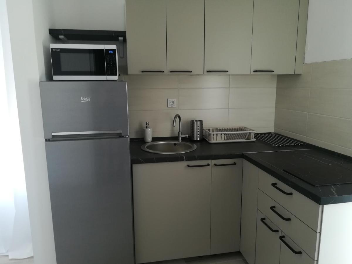 Apartmani Hermes Ядрія Екстер'єр фото