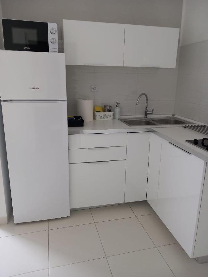 Apartmani Hermes Ядрія Екстер'єр фото
