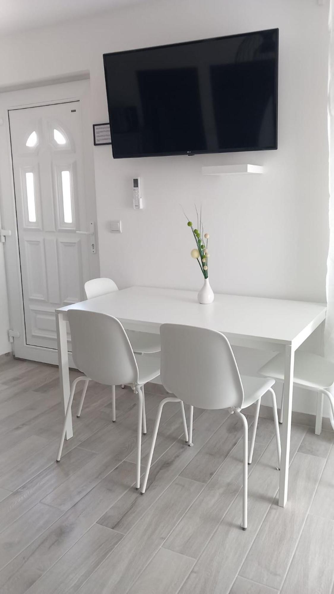 Apartmani Hermes Ядрія Екстер'єр фото