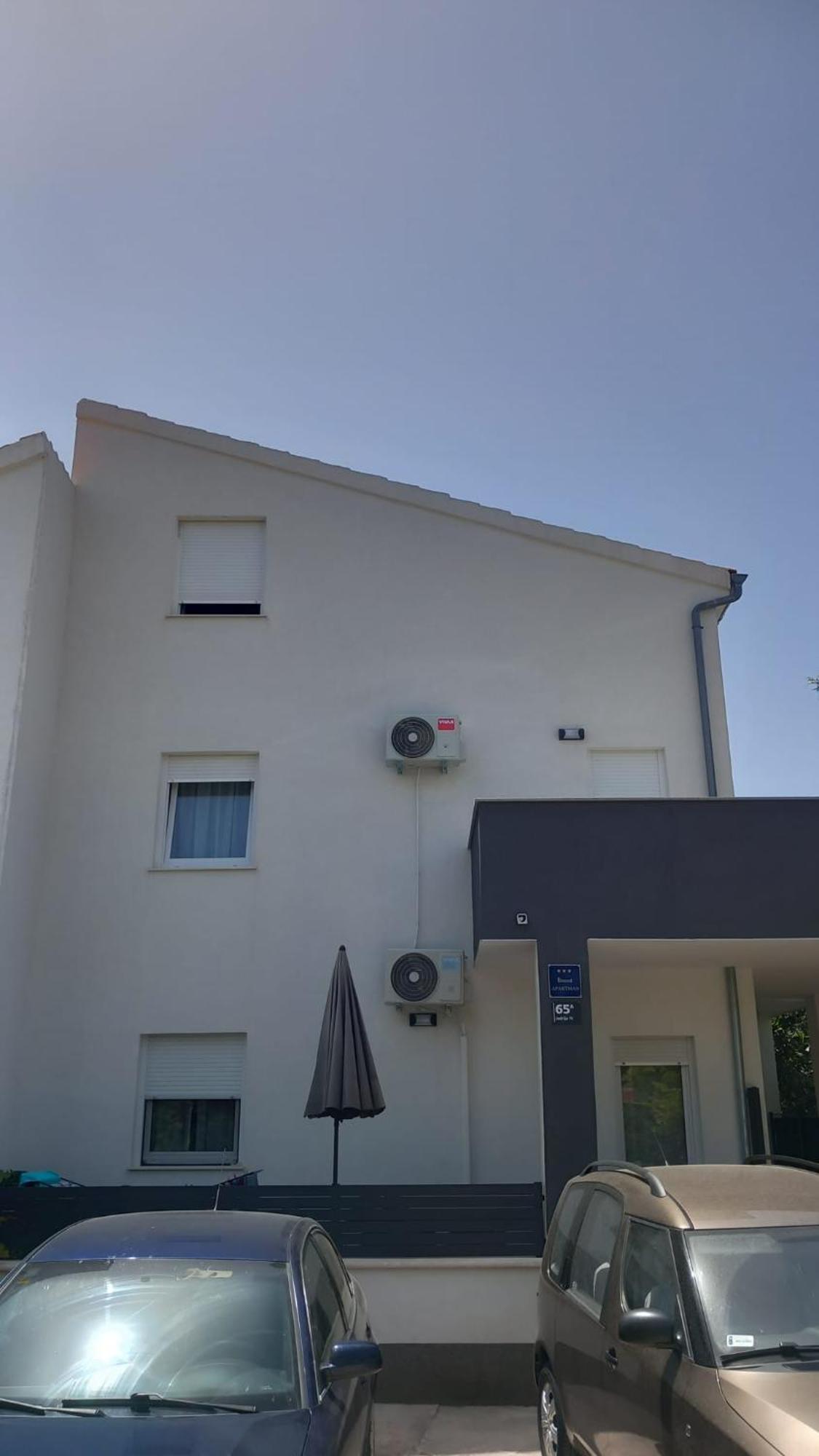 Apartmani Hermes Ядрія Екстер'єр фото